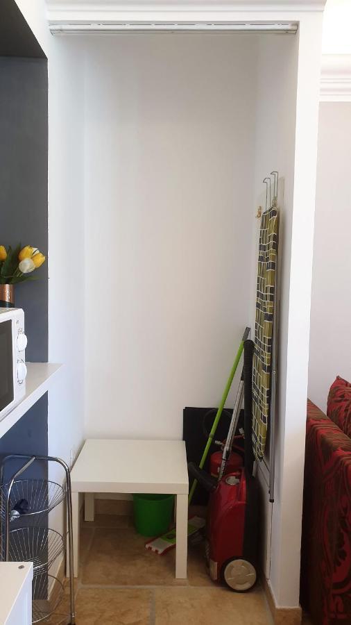 Apartmani N.May'S カルロヴァッツ エクステリア 写真